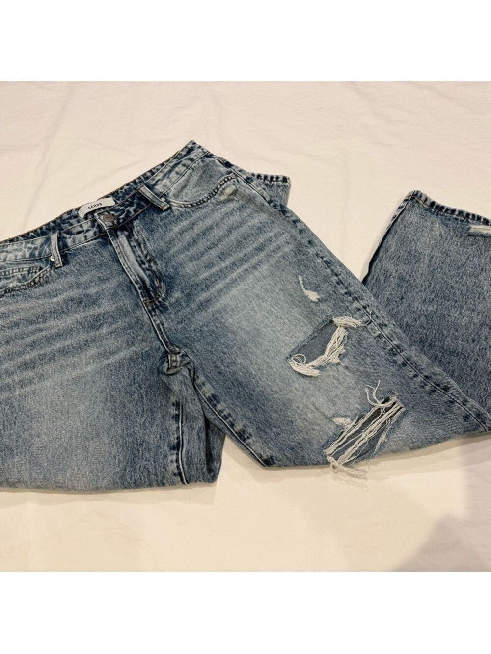 CEROS Distressed Straight Leg Jeans Size 28 Light Wash 100% Cotton - Picture 7 of 9